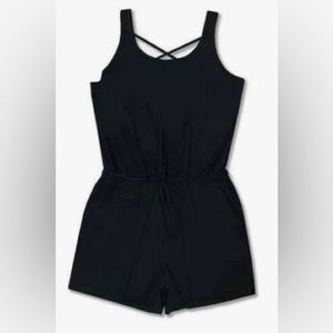 Pixielane women’s black short romper - size M